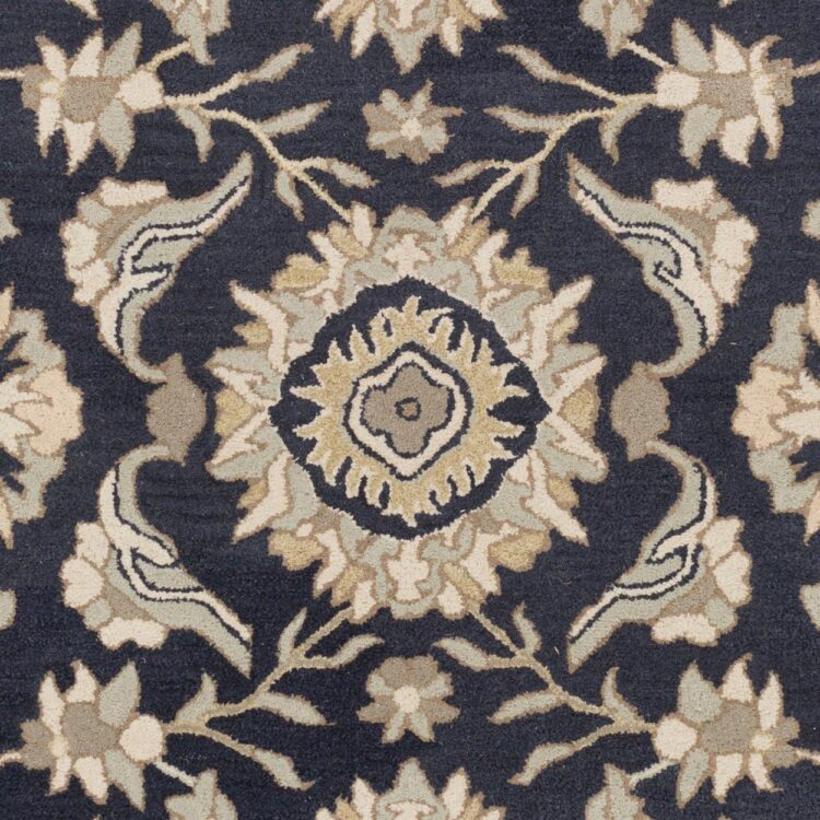 Area Rug: Caesar 1164 (18" Sample)